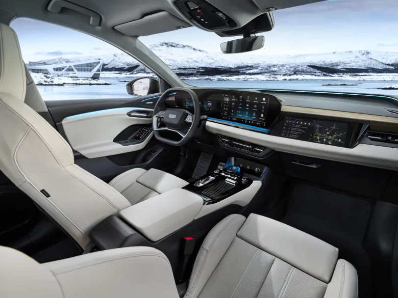 2024 Audi Q6 e-tron Interior Image 2